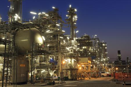 © Royal Dutch Shell PLC. Shell's  billion gas-to-liquids facility in Qatar is the largest plant of its kind in the world. Energy companies are struggling to build new GTL plants as plunging oil prices hurt their profitability.